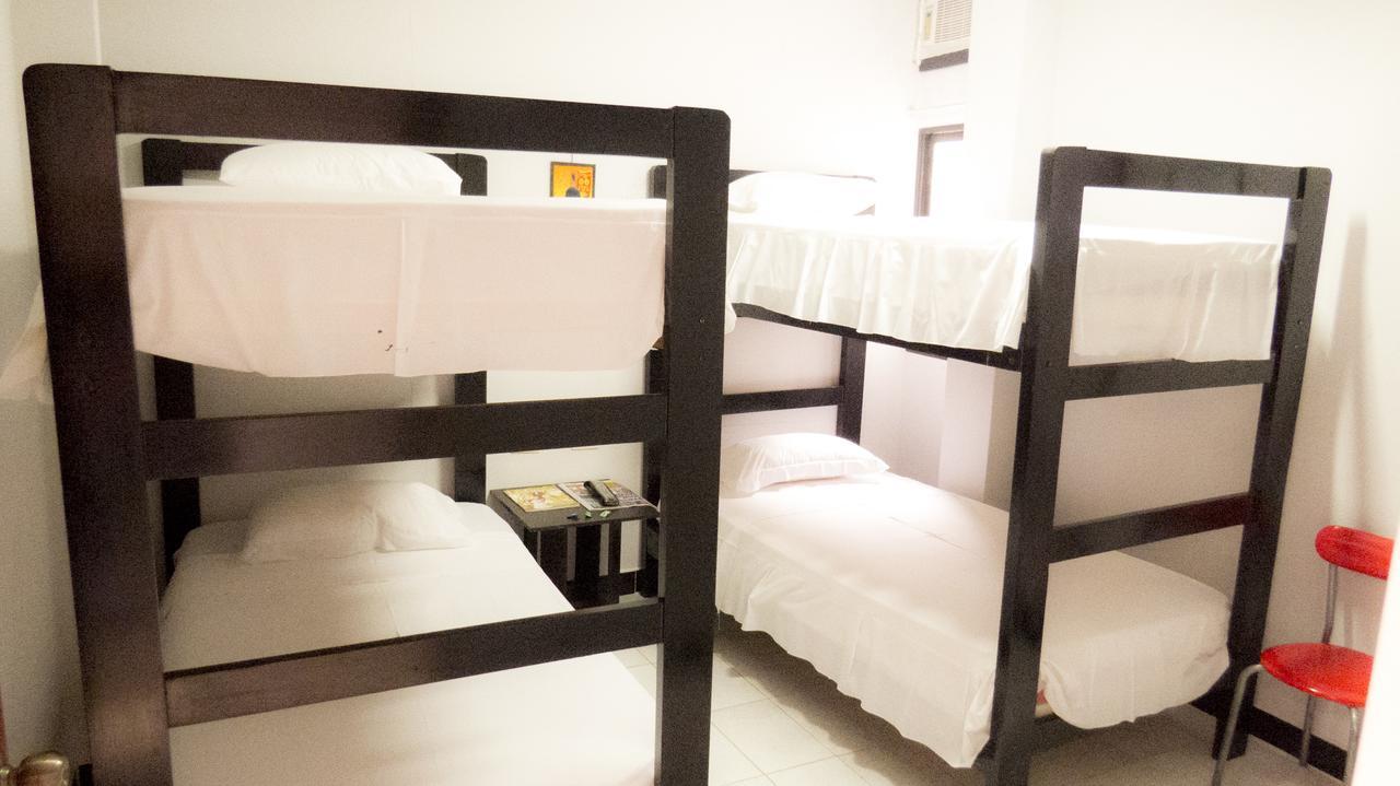 Jer'S Hostal Tumbes Esterno foto