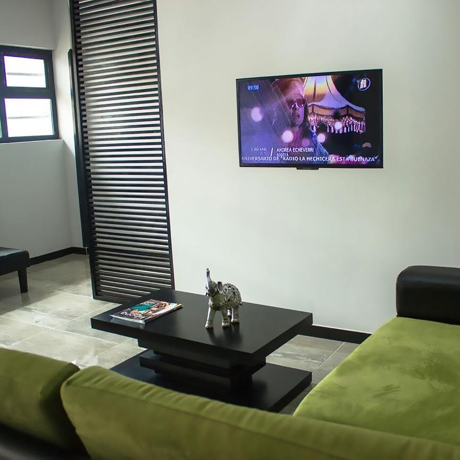 Jer'S Hostal Tumbes Esterno foto