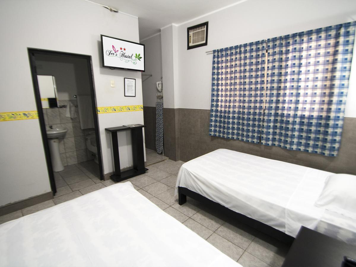 Jer'S Hostal Tumbes Esterno foto